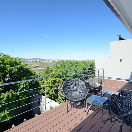 Grand Blue D Hotel Cape Town Exterior photo