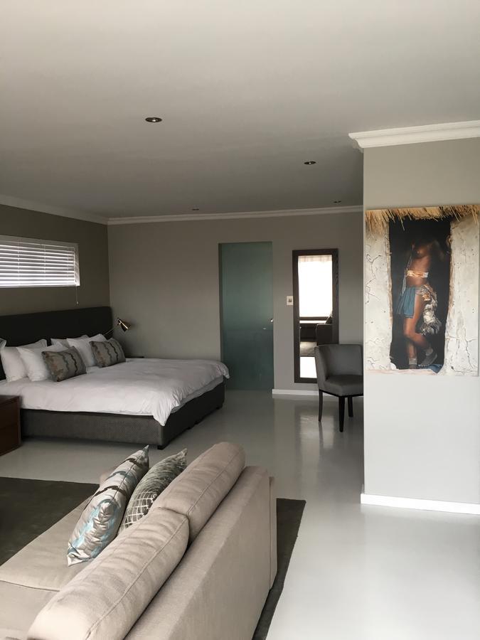 Grand Blue D Hotel Cape Town Exterior photo