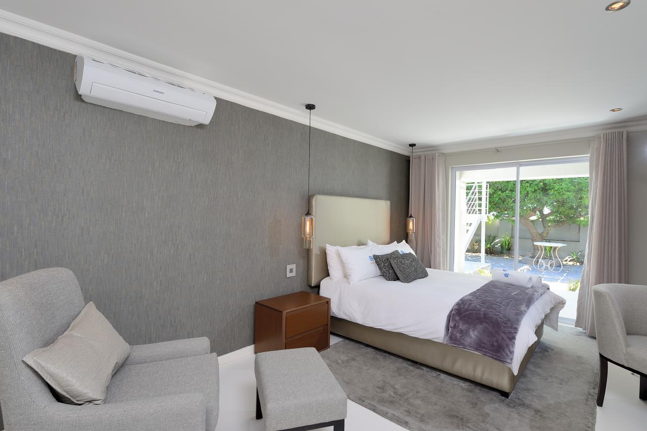 Grand Blue D Hotel Cape Town Exterior photo