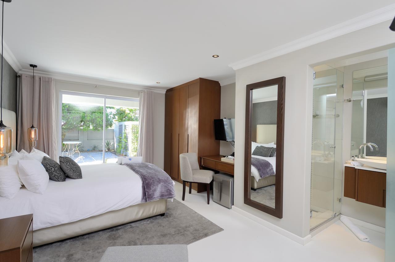 Grand Blue D Hotel Cape Town Exterior photo