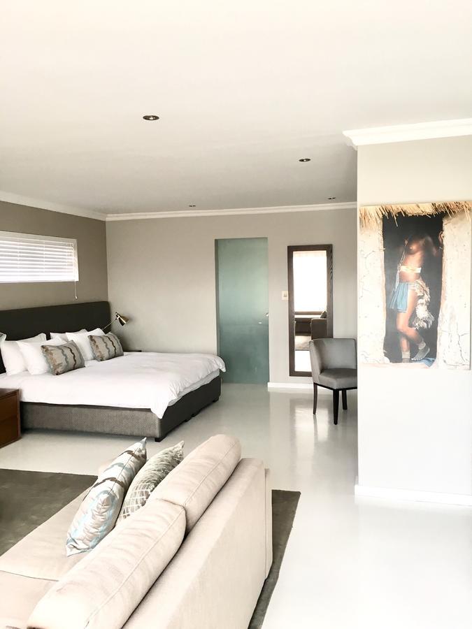 Grand Blue D Hotel Cape Town Exterior photo